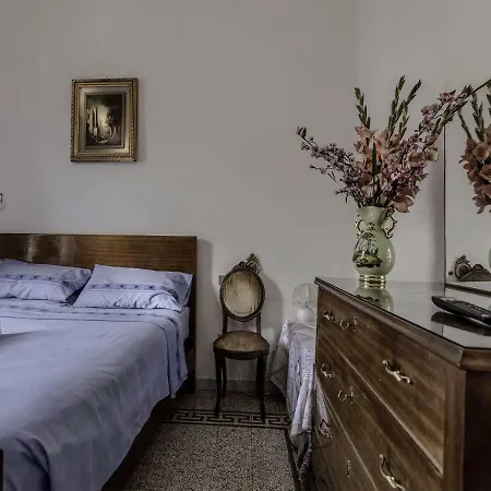 Hospalita Guest house *